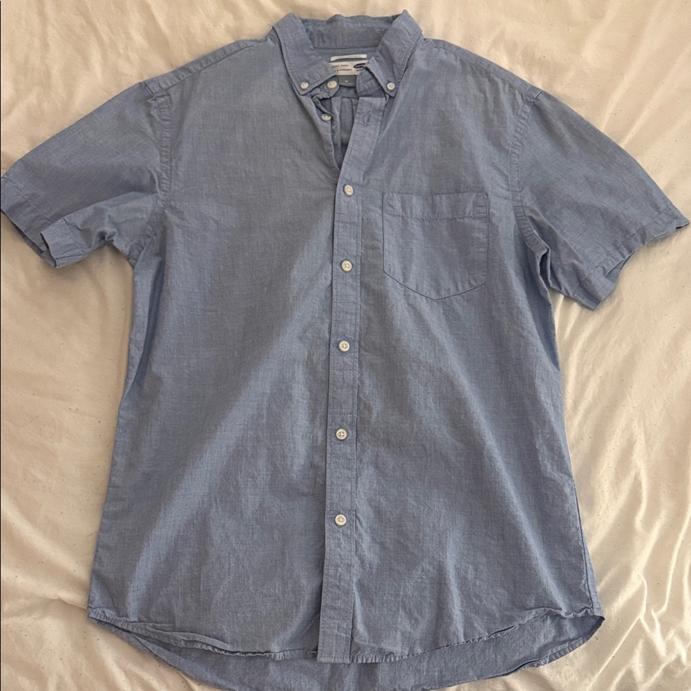 Old Navy Light Blue Short-Sleeve Button-Down Shirt